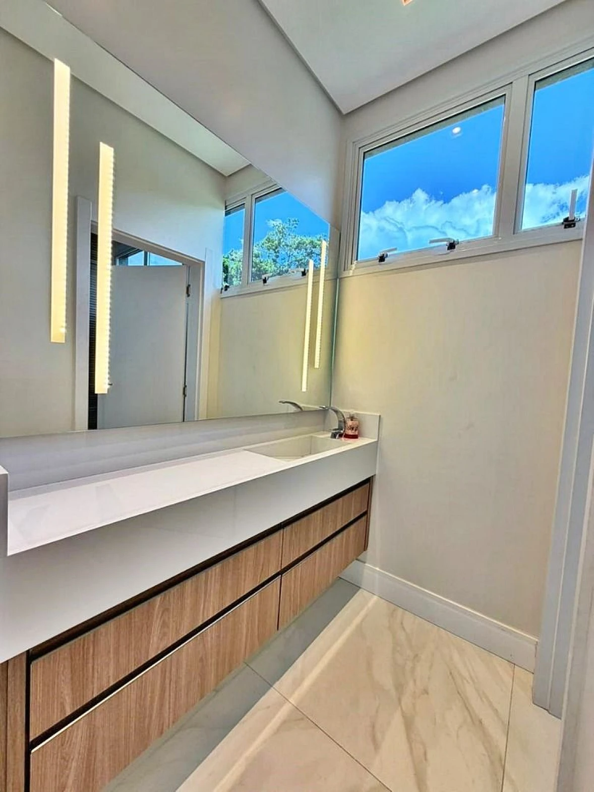 Casa para Venda no Condomínio Residencial Quinta dos Guimarães, Alto Padrão, 4 Dormitórios, 3 Suítes, Piscina, Espaço Gourmet - Foto 24