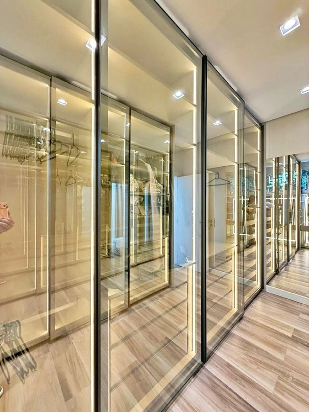 Casa para Venda no Condomínio Residencial Quinta dos Guimarães, Alto Padrão, 4 Dormitórios, 3 Suítes, Piscina, Espaço Gourmet - Foto 47