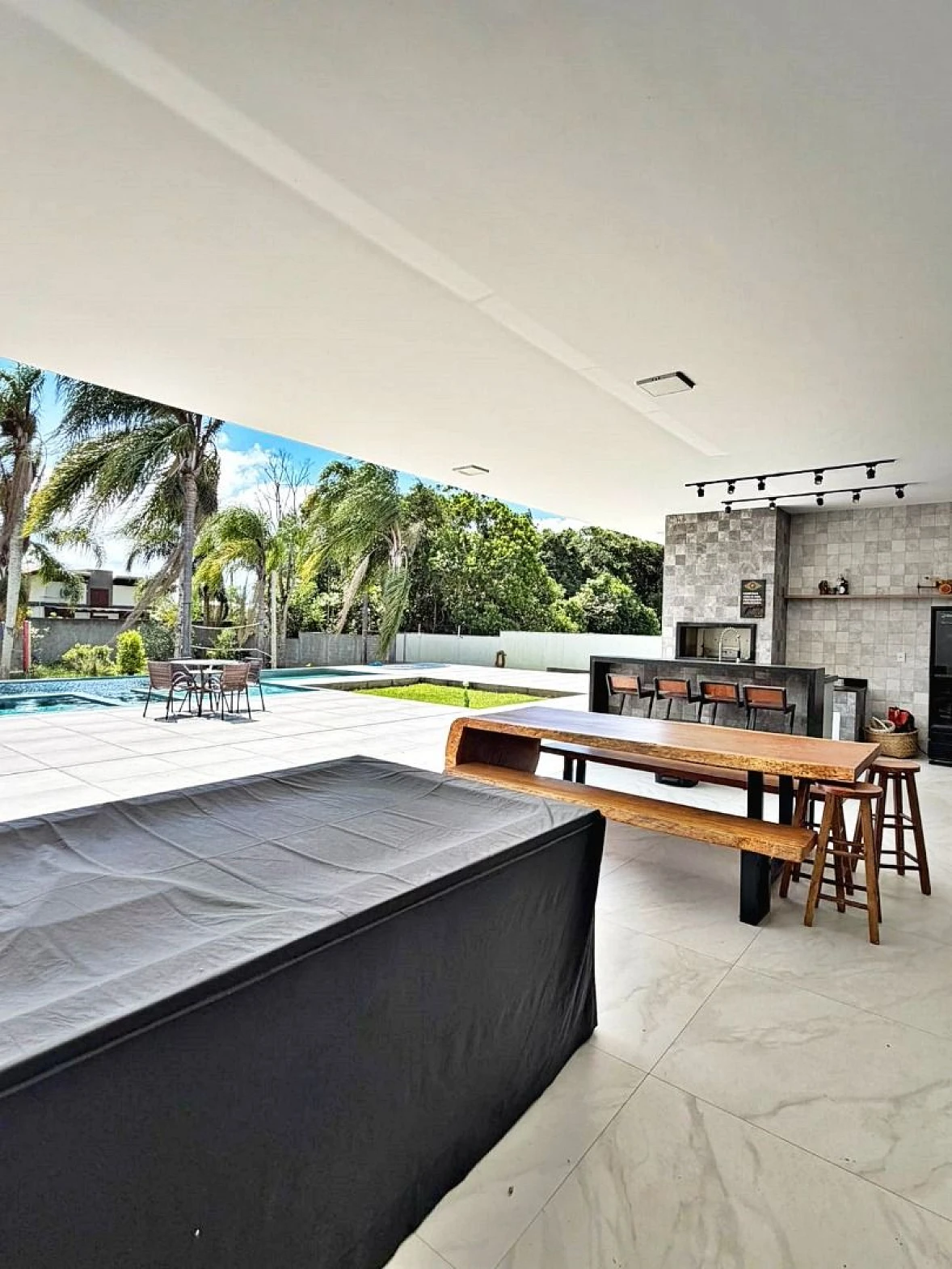 Casa para Venda no Condomínio Residencial Quinta dos Guimarães, Alto Padrão, 4 Dormitórios, 3 Suítes, Piscina, Espaço Gourmet - Foto 50