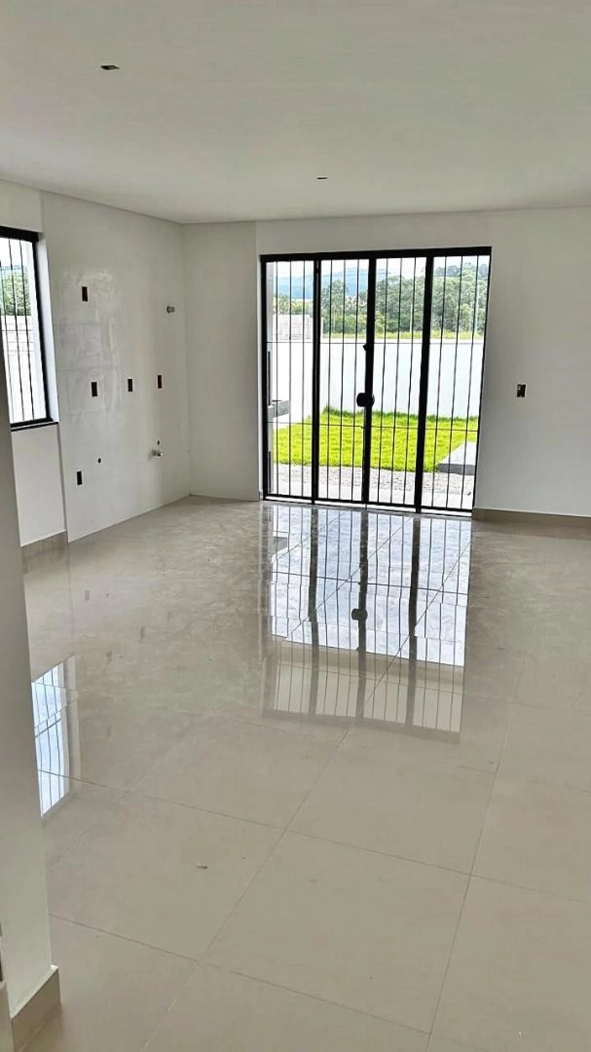 Sobrado geminado em Sertão do Maruim, São José