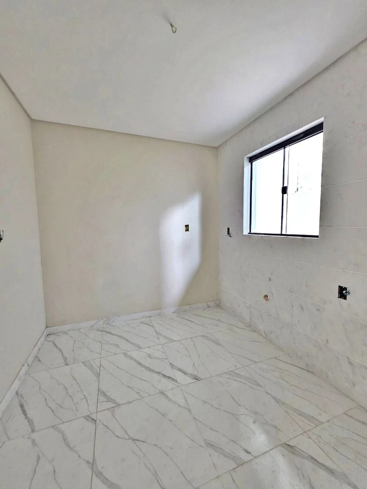 Sobrado geminado em Forquilhas, São José