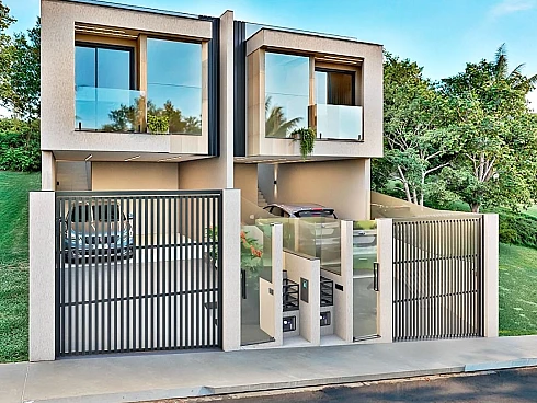 Sobrado 2 Quartos, 1 Suíte, 2 Vagas - Potecas