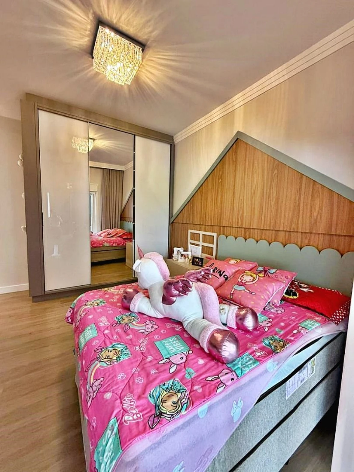 Casa de Alto Padrão Disponível Venda, Condomínio Residencial Quinta dos Guimarães, 3 Suítes, Amplo Espaço de Terreno, Jardim e Etc; - Foto 26