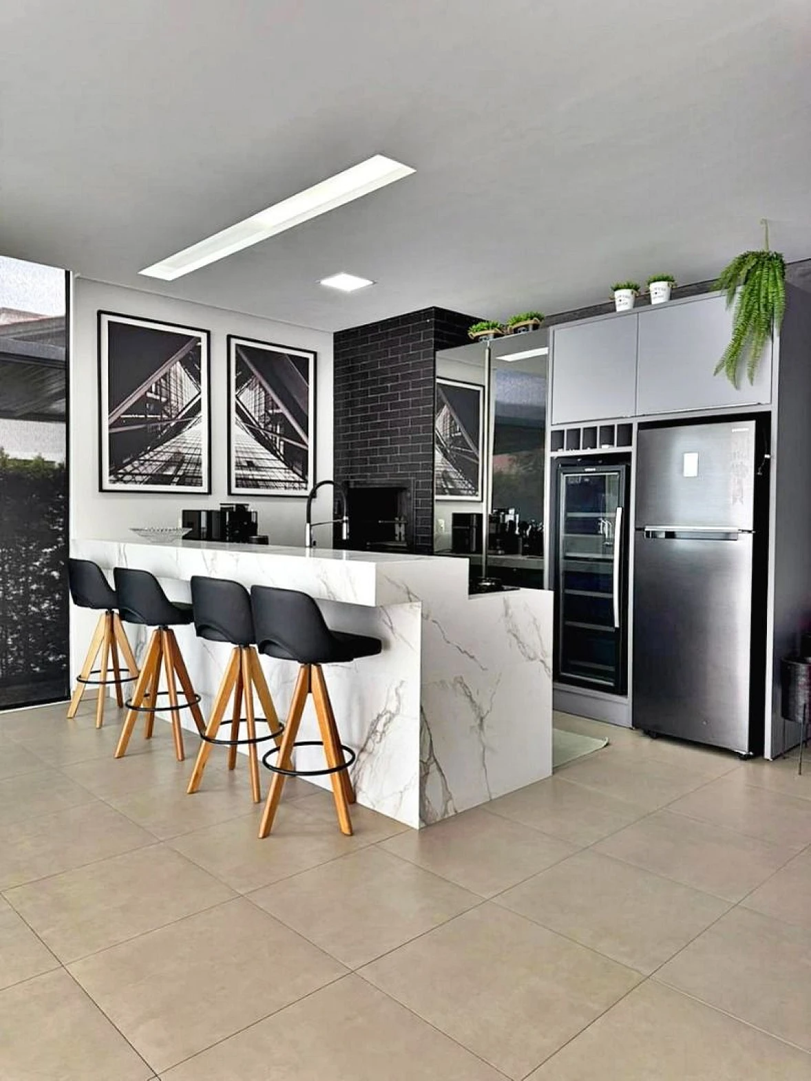 Casa de Alto Padrão Disponível Venda, Condomínio Residencial Quinta dos Guimarães, 3 Suítes, Amplo Espaço de Terreno, Jardim e Etc; - Foto 34