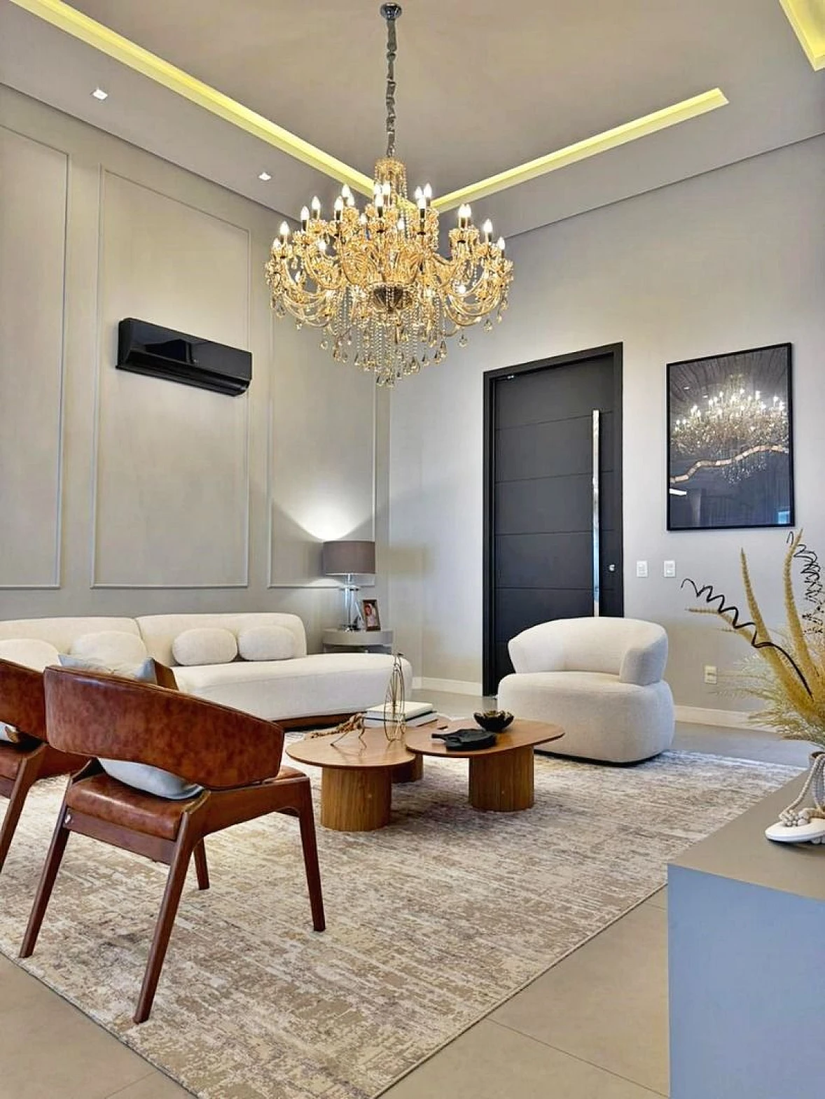 Casa de Alto Padrão Disponível Venda, Condomínio Residencial Quinta dos Guimarães, 3 Suítes, Amplo Espaço de Terreno, Jardim e Etc; - Foto 7