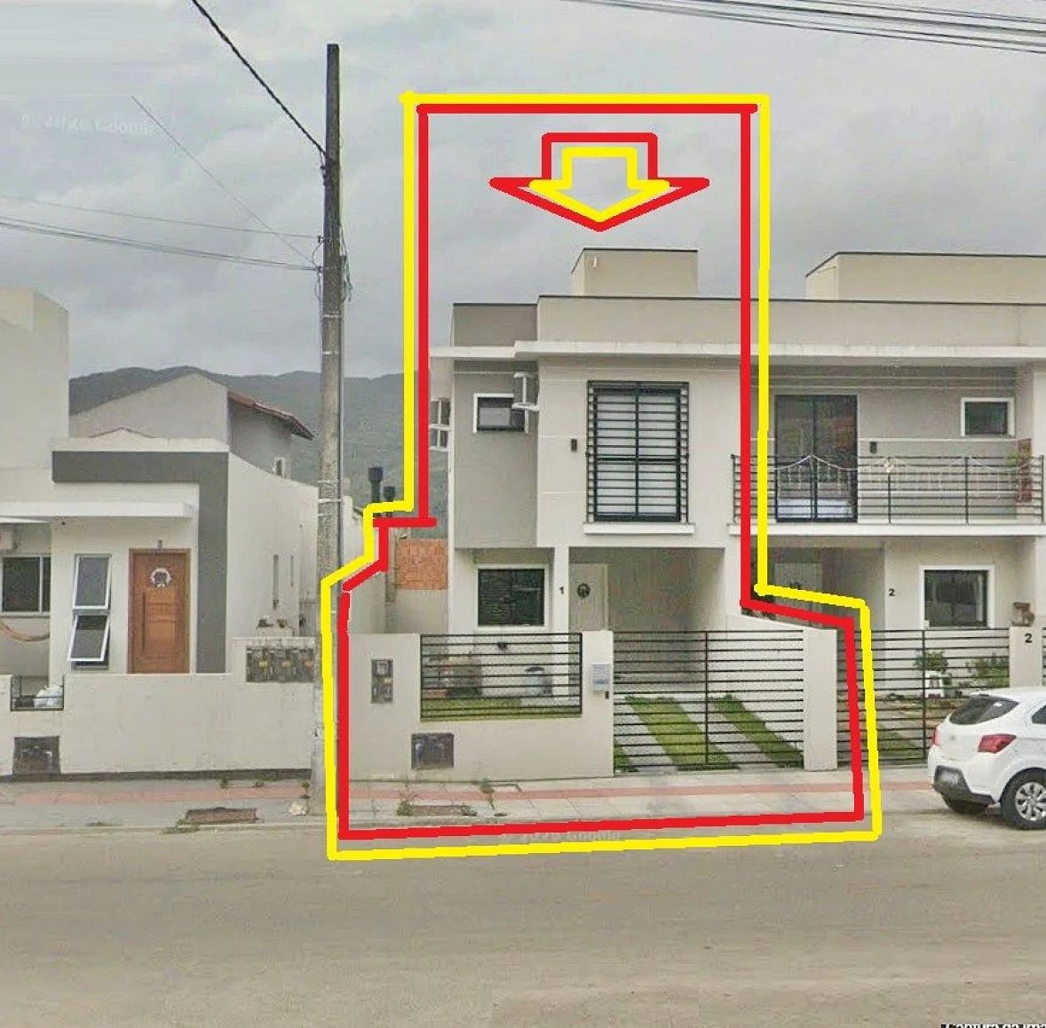 Sobrado geminado em Caminho Novo, Palhoça