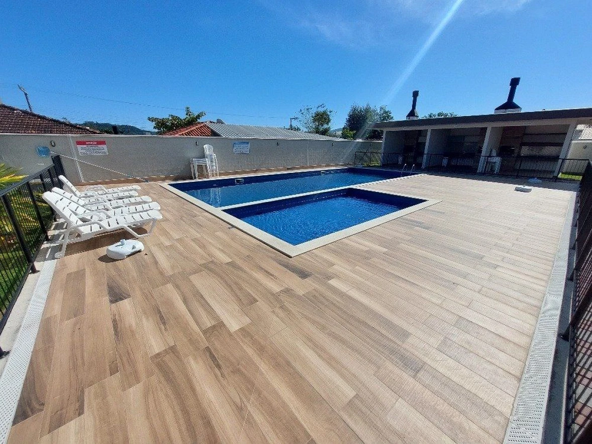 Apartamento em Aririú, Palhoça