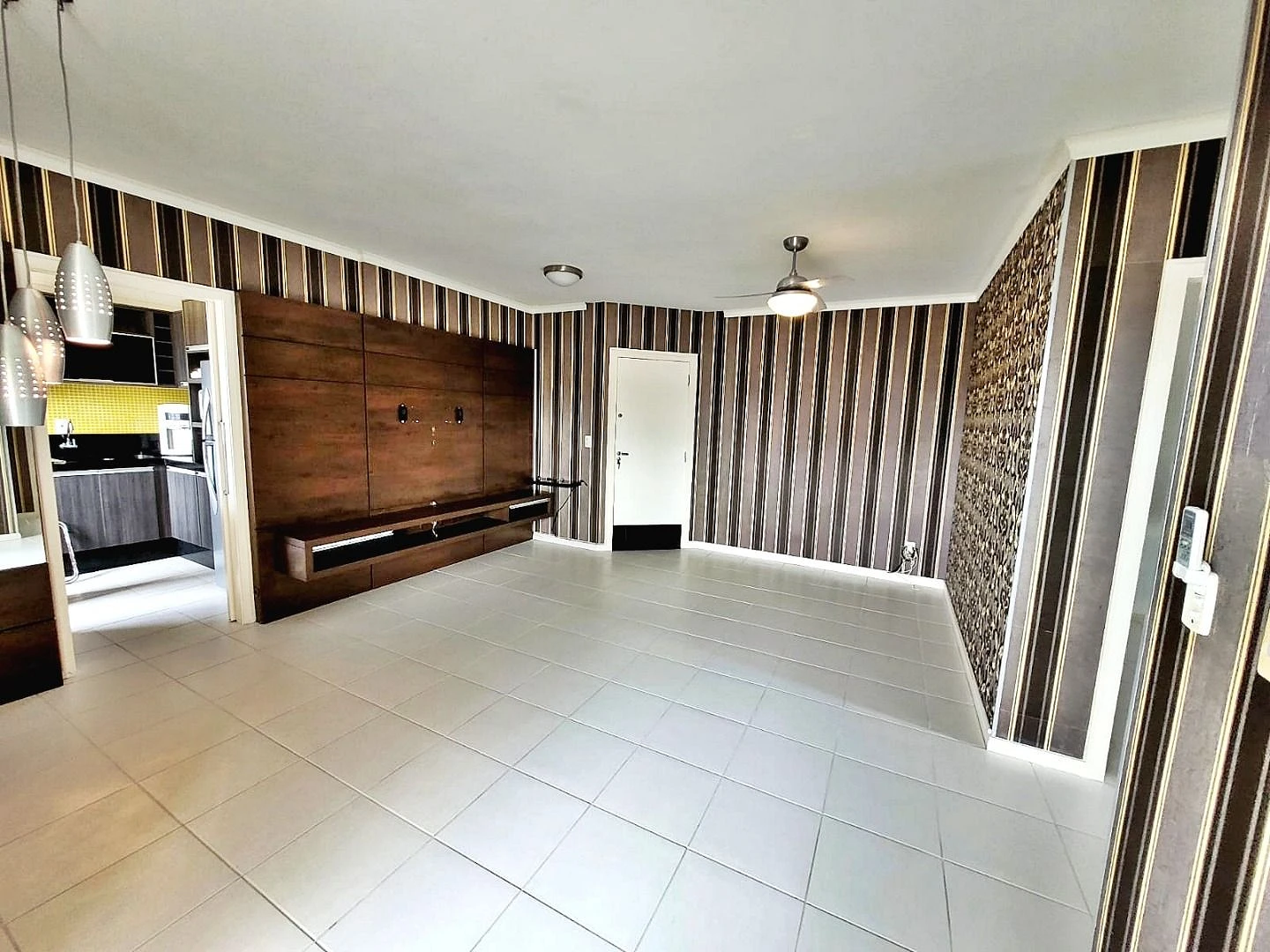 Apartamento em Barreiros, São José