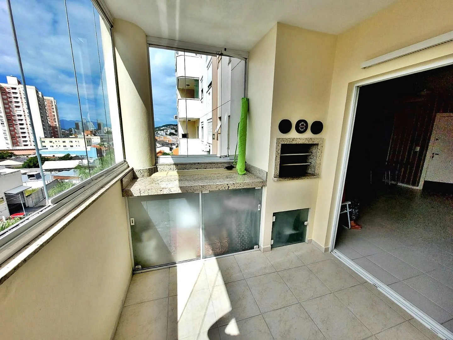 Apartamento em Barreiros, São José