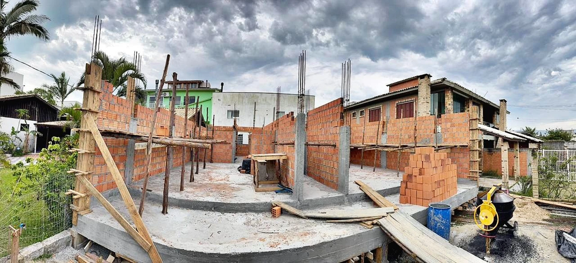 Apartamento em Enseada da Pinheira, Palhoça