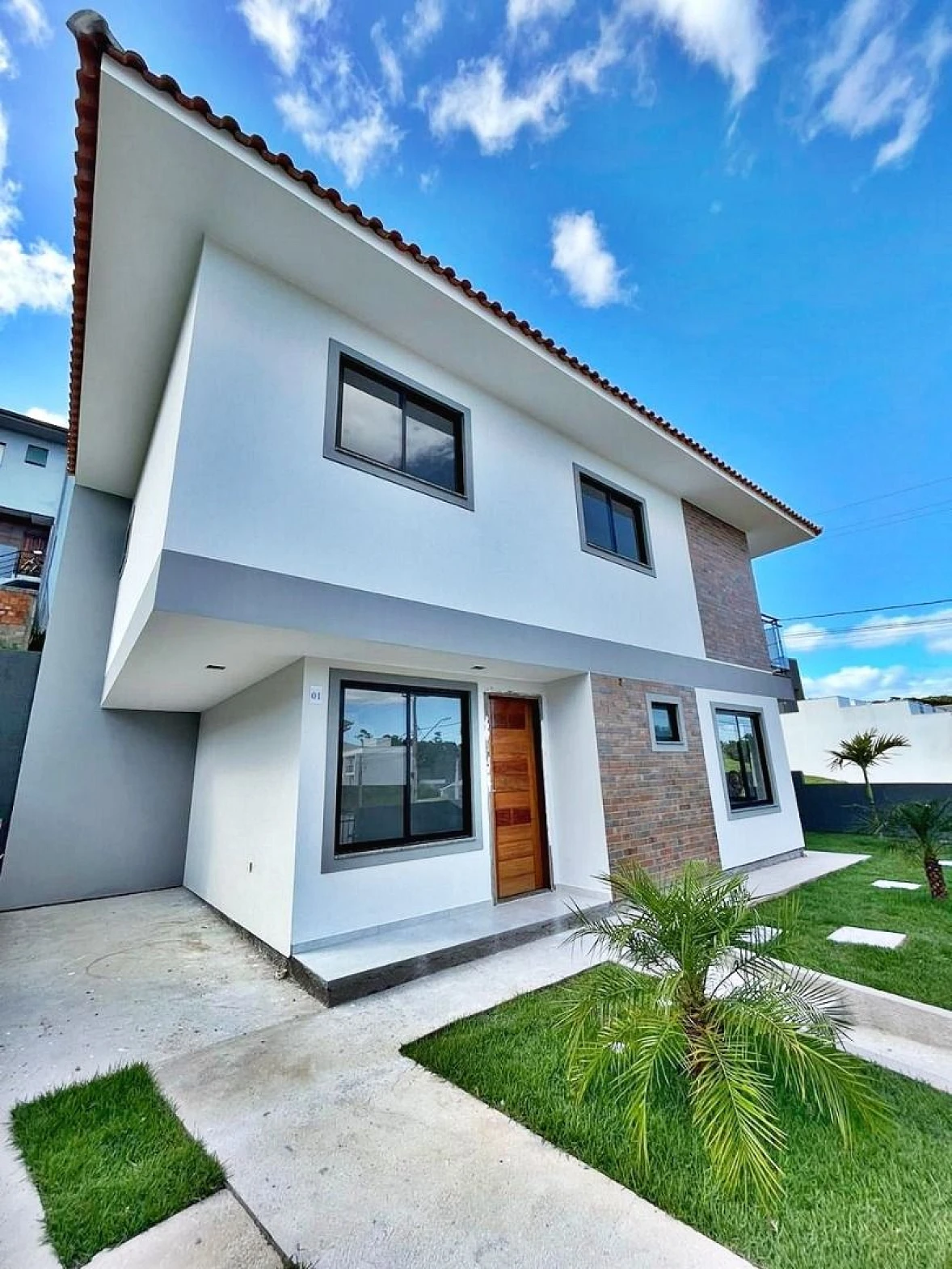 Sobrado geminado em Potecas, São José