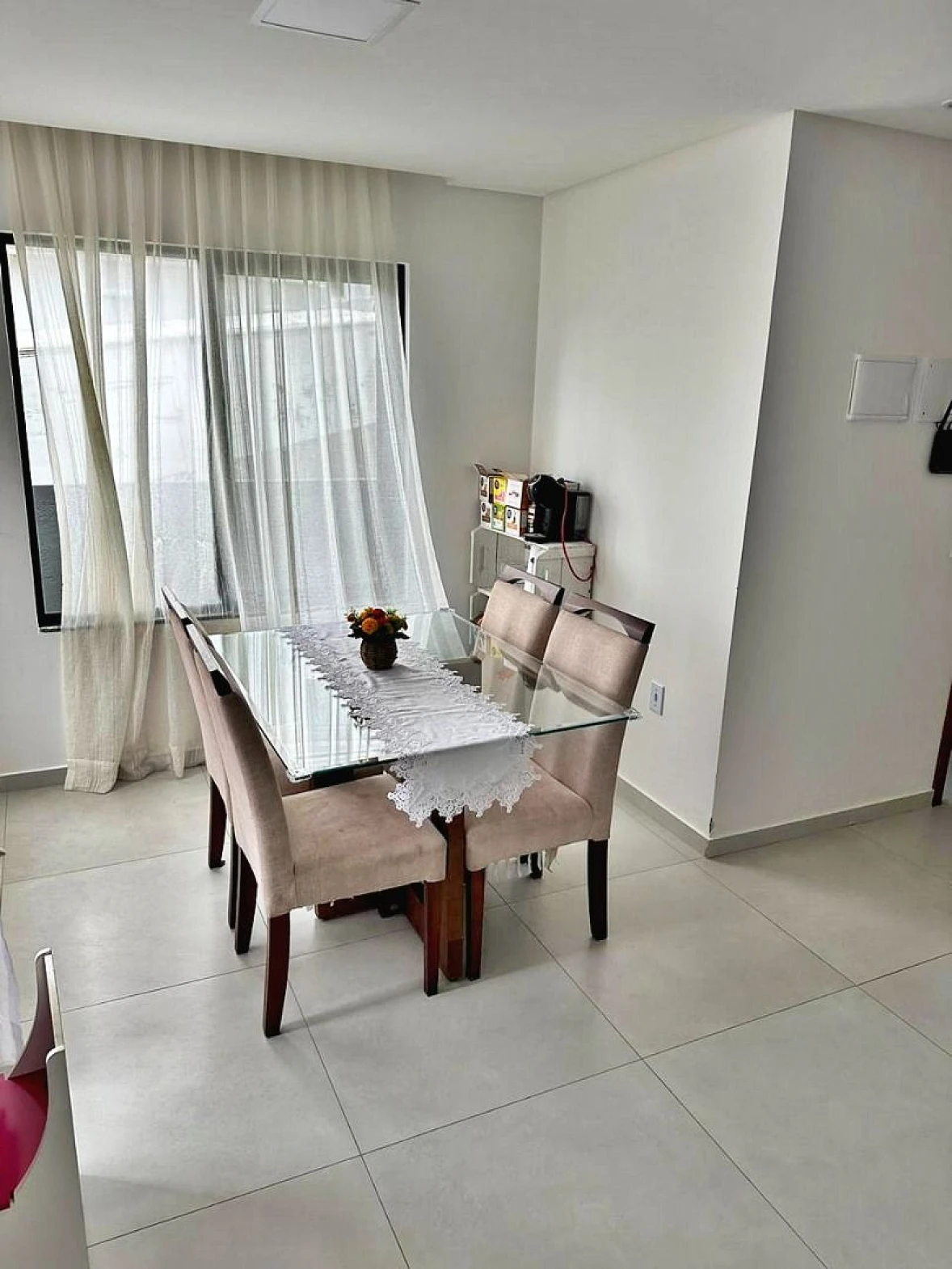 Sobrado geminado em Potecas, São José