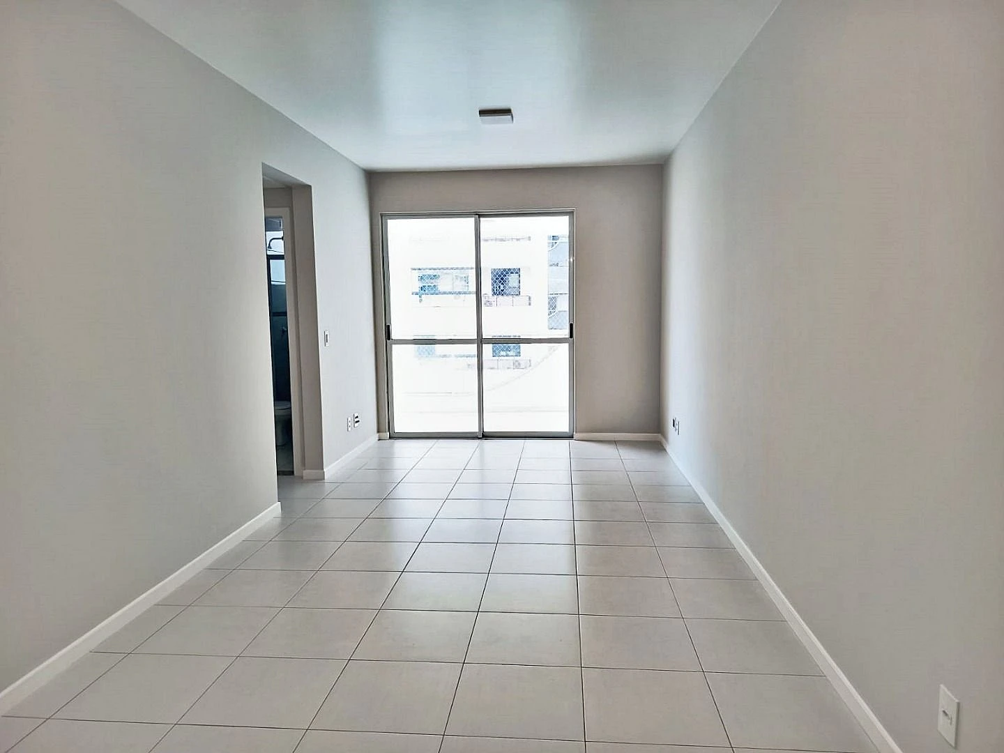 Apartamento com 2 Dormitórios à Venda, 87 m² - Campinas - São José/SC - Foto 8