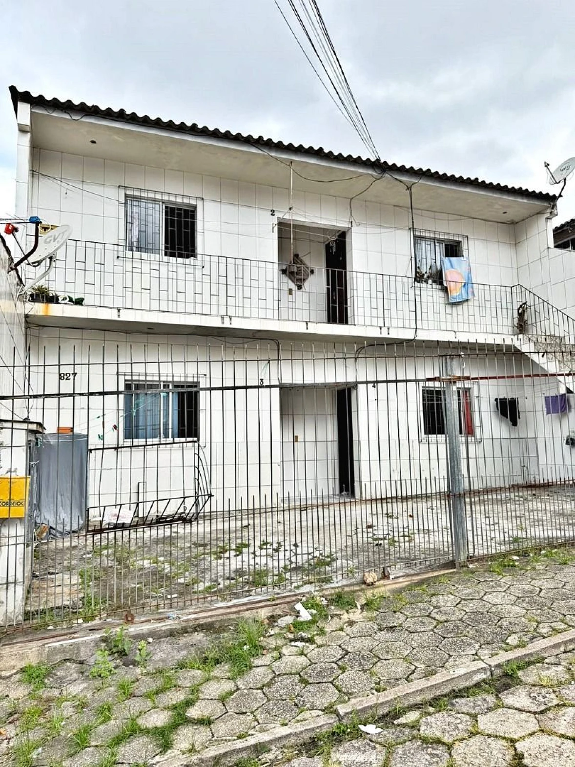 Prédio em Barreiros, São José