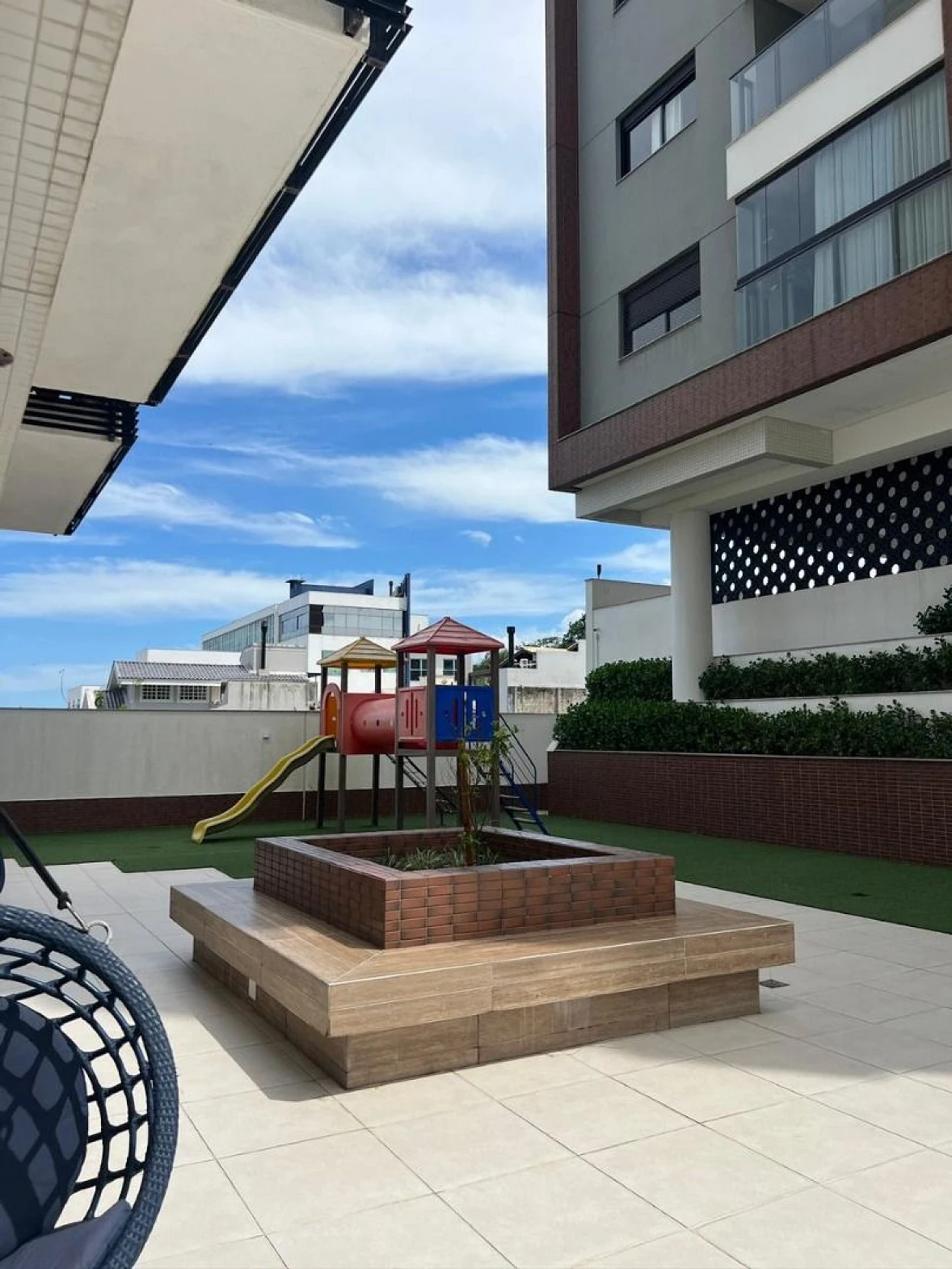 Apartamento com 2 Dormitórios à Venda - Centro - São José/SC - Foto 32