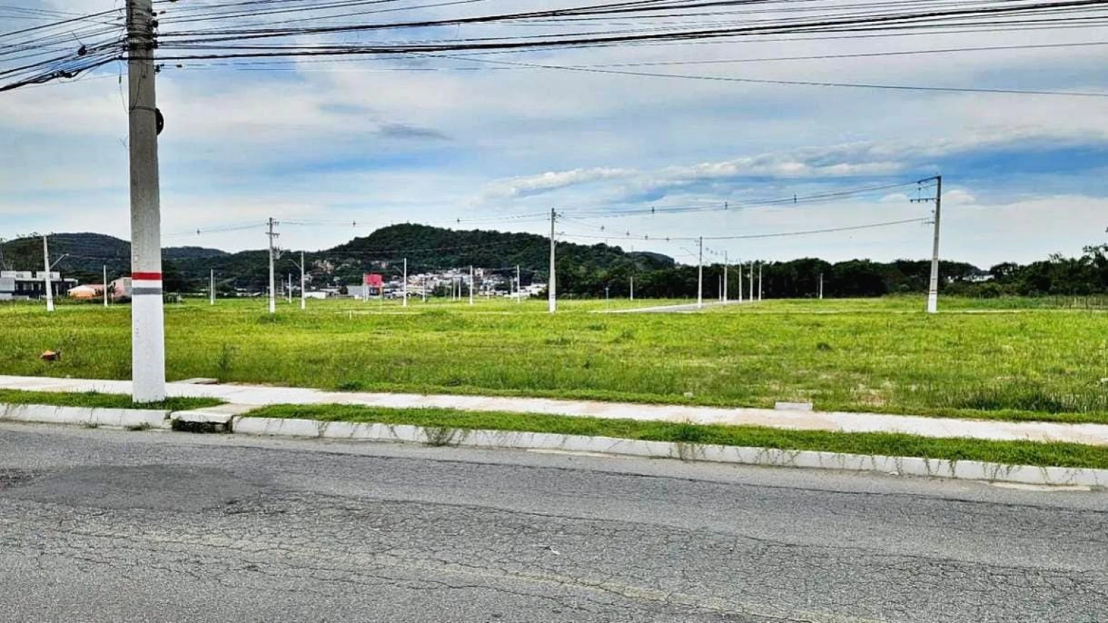 Terreno em Forquilhas, São José
