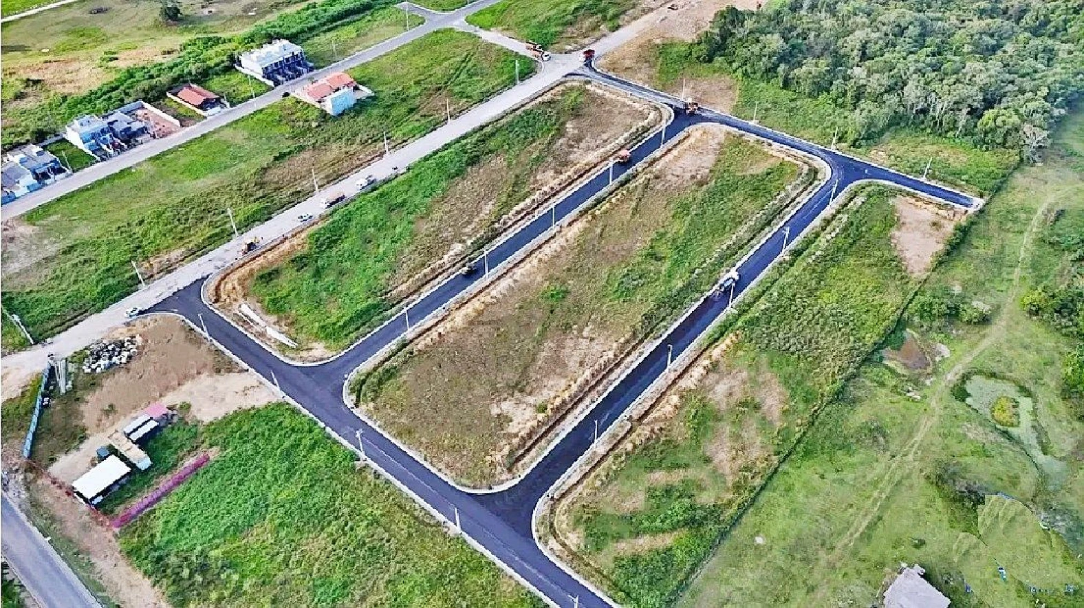 Terreno em Forquilhas, São José