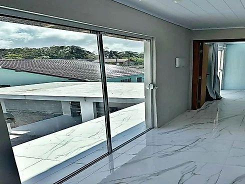 Casa 3 Quartos, 1 Suíte, 9 Vagas - Passagem do Maciambú - Foto 9