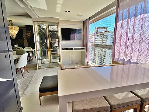 Apartamento com 2 Suítes e 143m² - Campinas - Foto 9