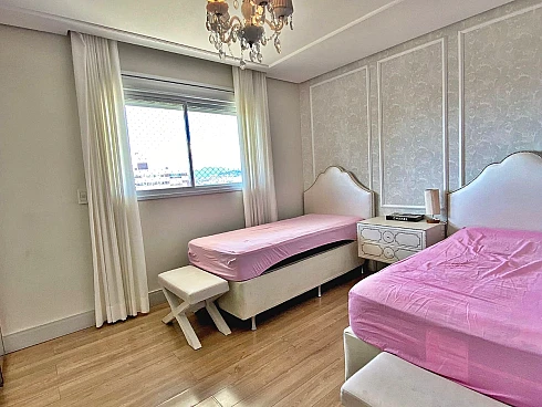 Apartamento com 2 Suítes e 143m² - Campinas - Foto 12