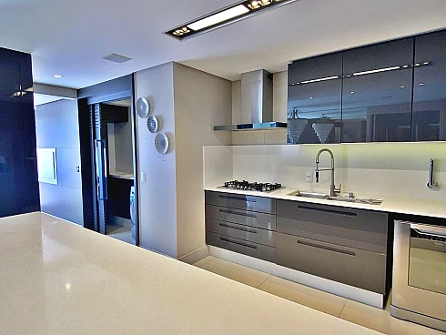 Apartamento com 2 Suítes e 143m² - Campinas - Foto 27