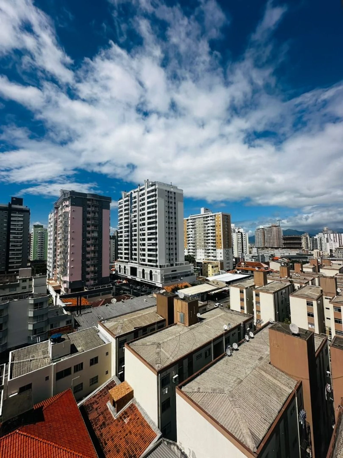 Apartamento com 2 Dormitórios à Venda, 69 m²  - Campinas - São José/SC - Foto 8