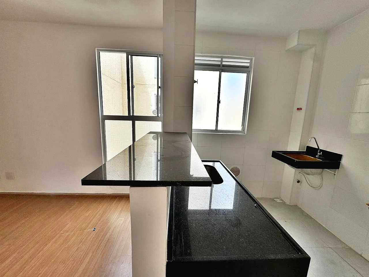 Apartamento em Sertão do Maruim, São José