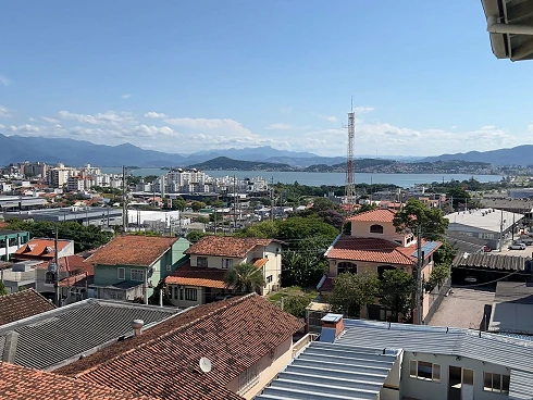 Apartamento em Capoeiras, Florianópolis