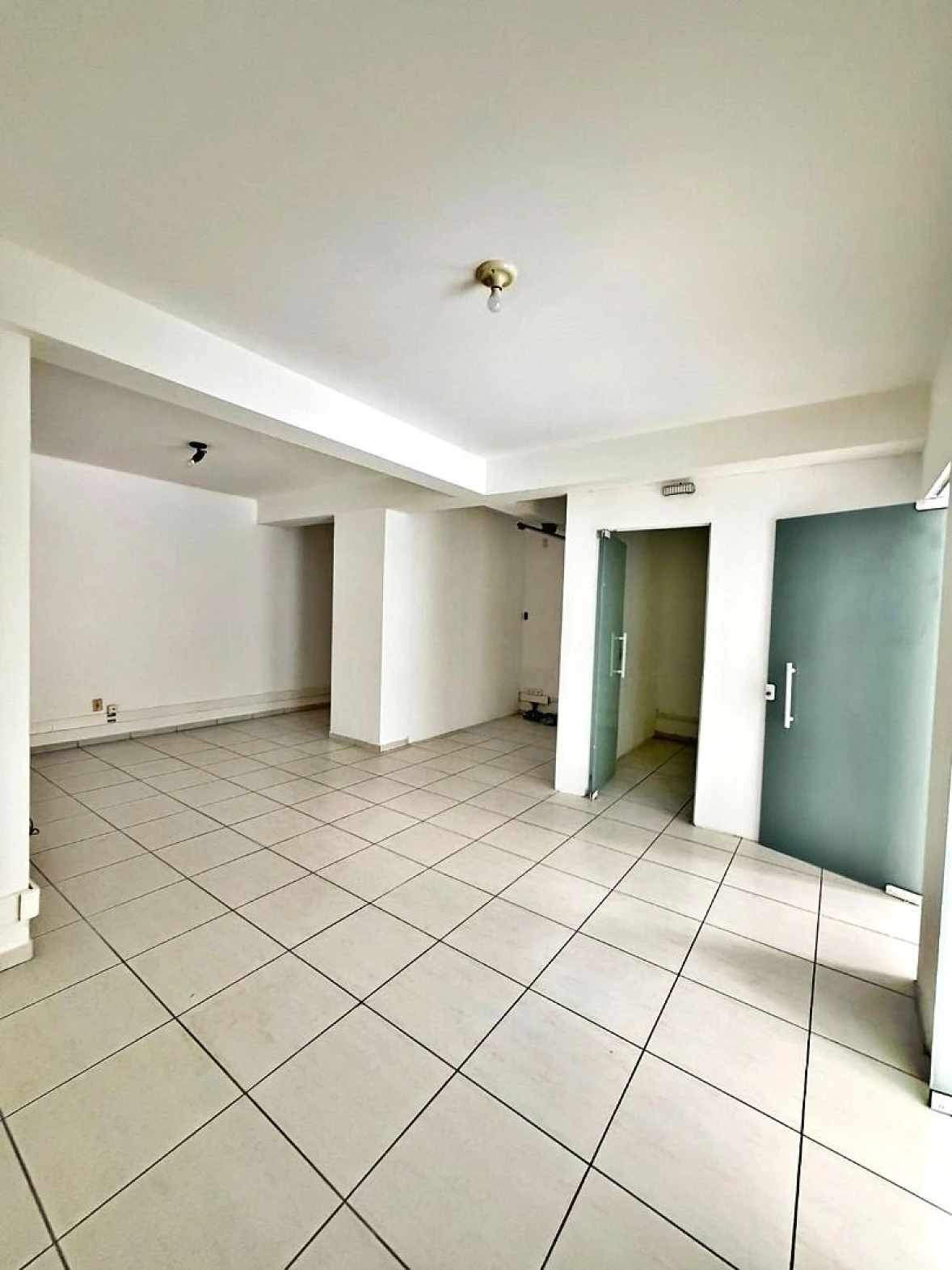 Loja Térrea Comercial - 65m², Kobrasol - Foto 10