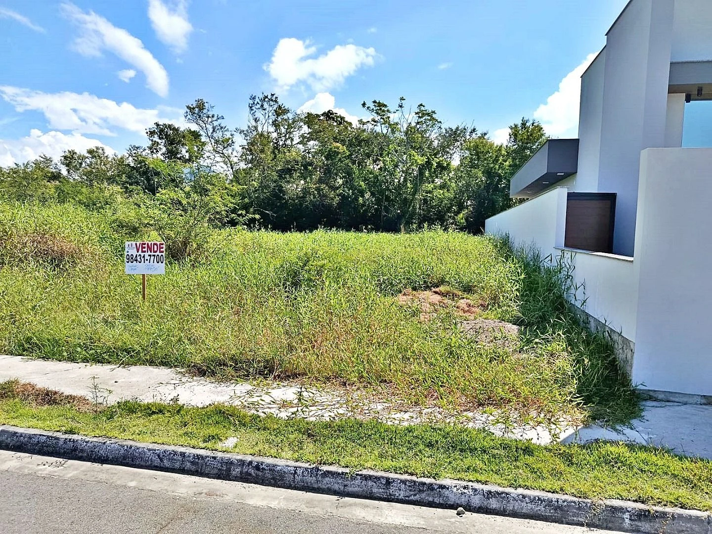 Terreno em Forquilhas, São José