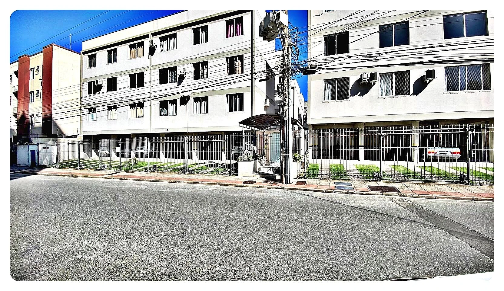 Apartamento com 2 Dormitorios em Campinas Disponível para Locação