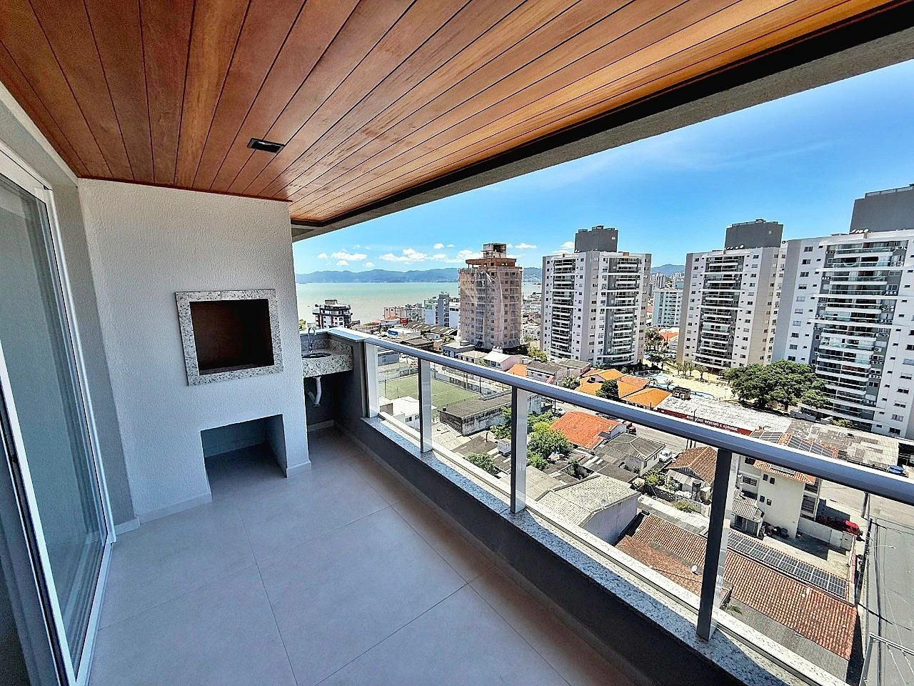 Apartamento em Barreiros, São José