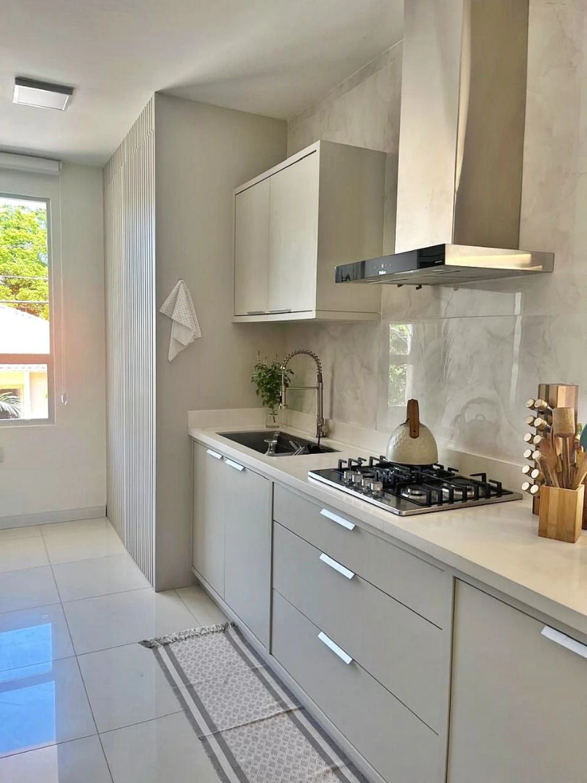 Casa 3 Quartos, 5 Vagas, Mobiliado - Bom Abrigo - Foto 11