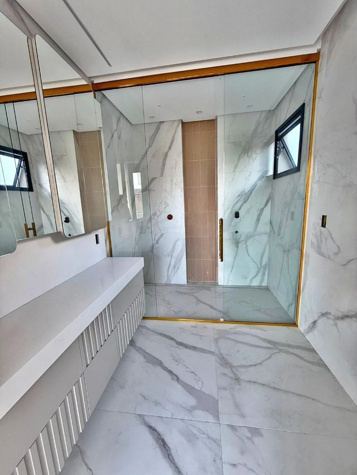 Casa 3 Suítes, 3 Vagas, Piscina - Pedra Branca - Foto 20