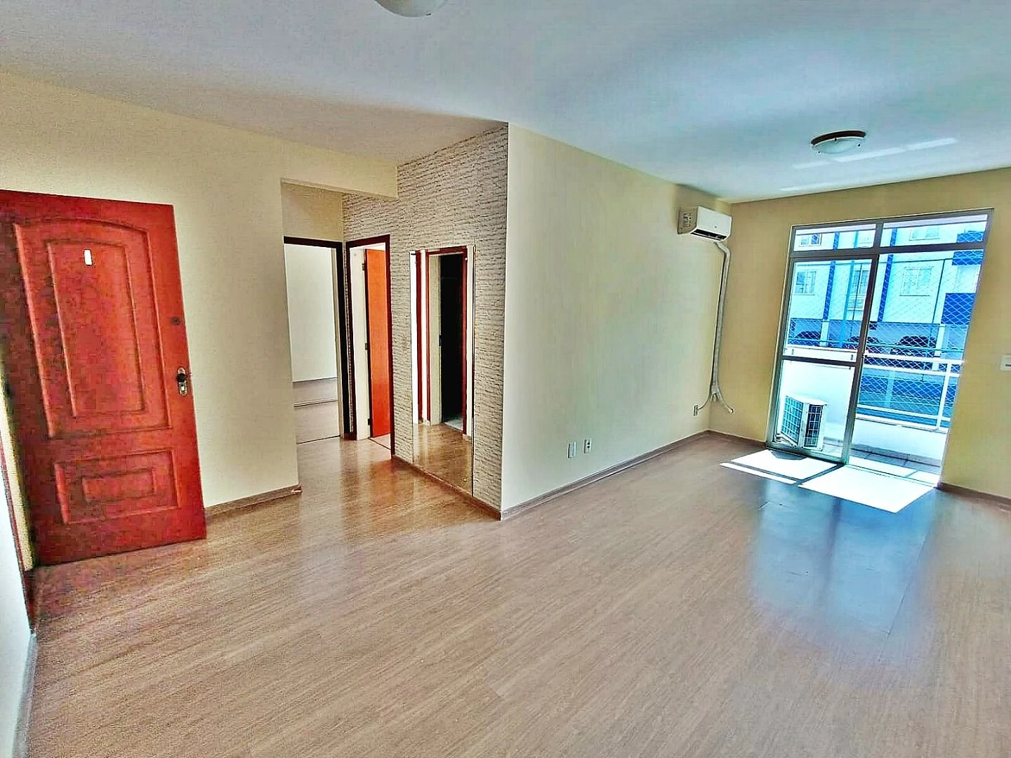 Apartamento em Praia Comprida, São José