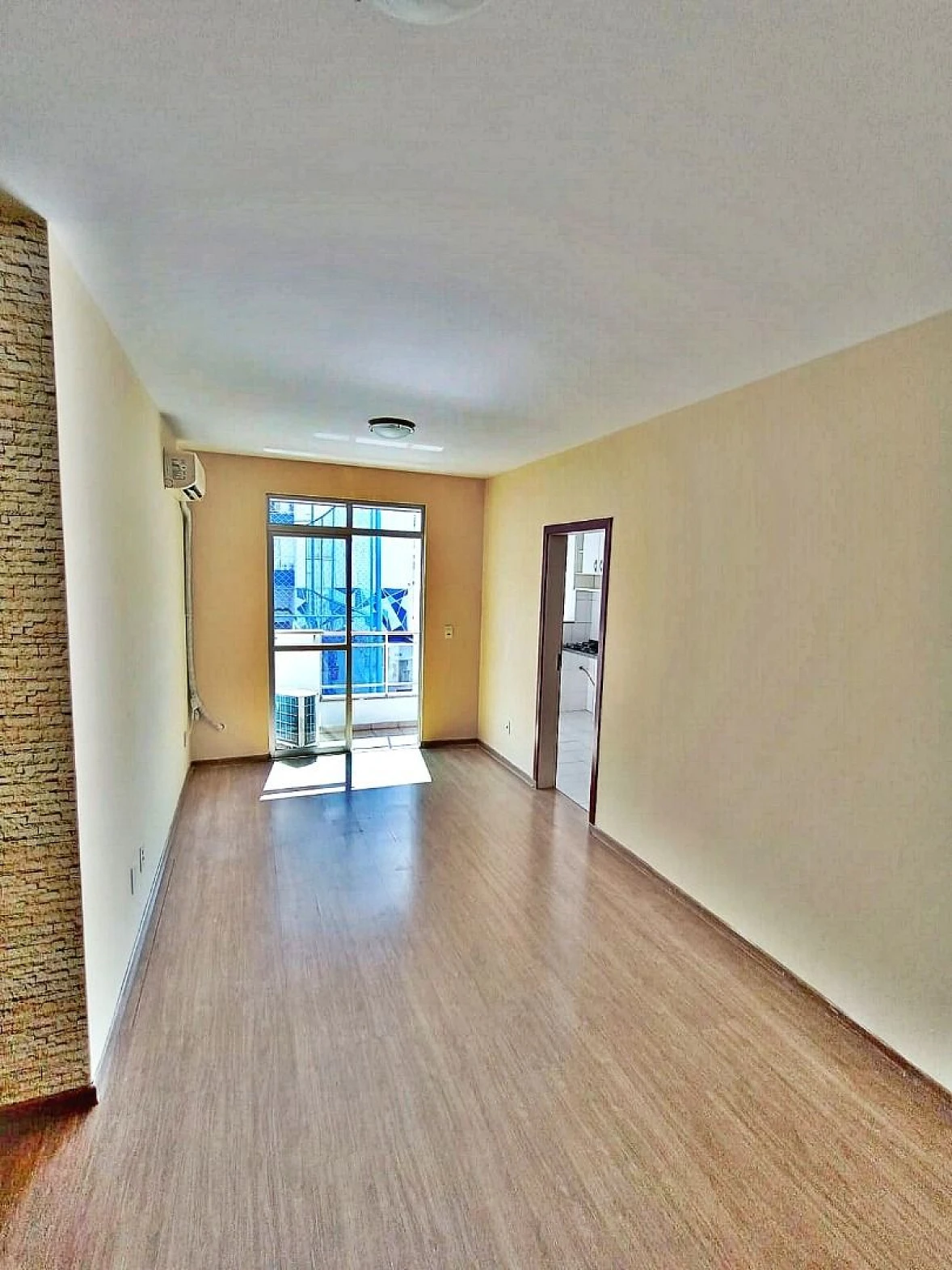 Apartamento em Praia Comprida, São José