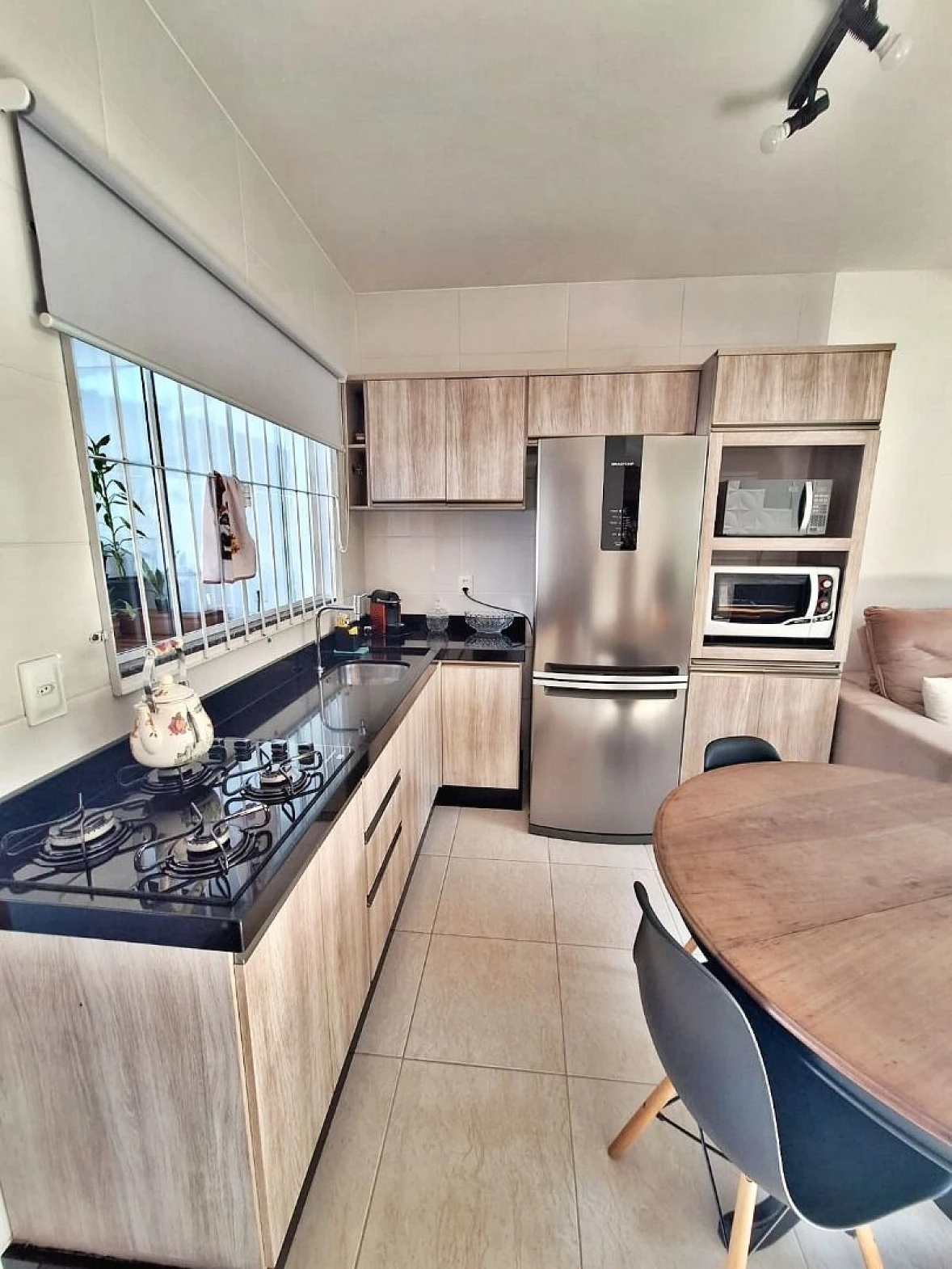 Sobrado geminado em Forquilhas, São José