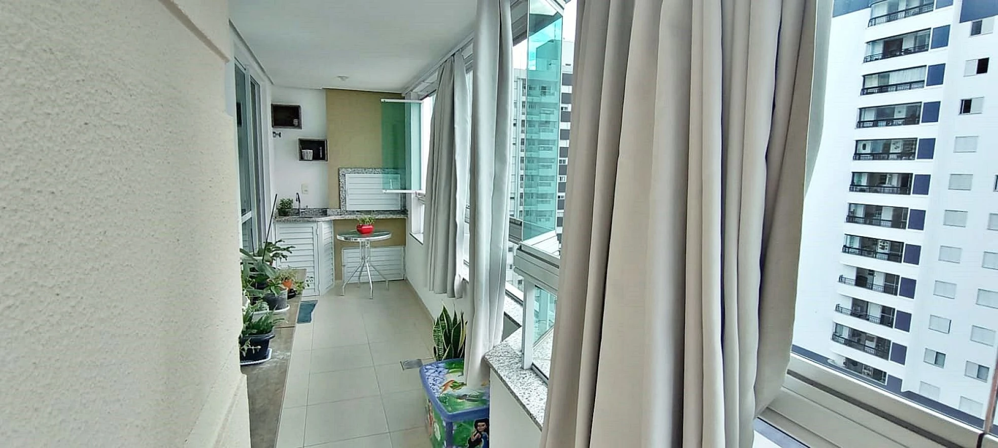 Apartamento com 3 Dormitórios à Venda, 101 m² - Kobrasol - São José/SC - Foto 9