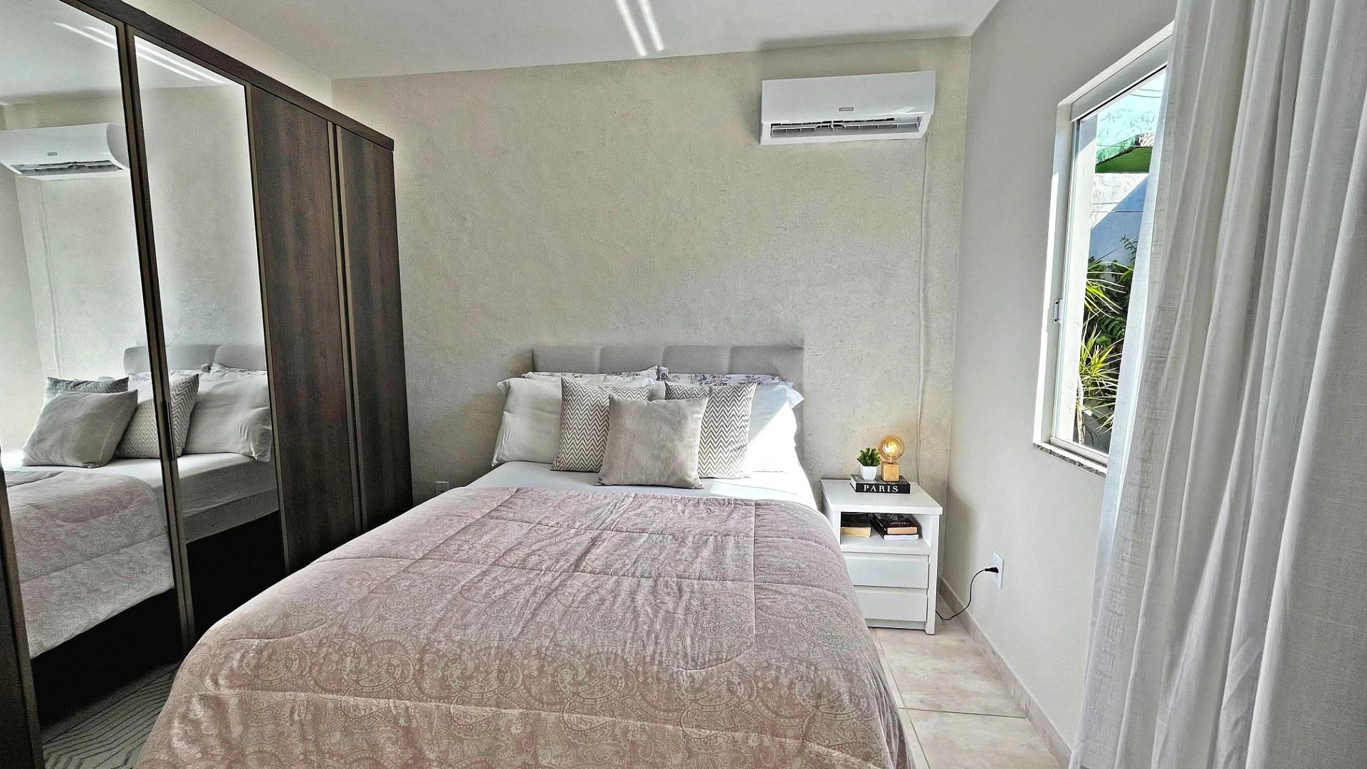 Casa com Sala Comercial, 3 Quartos, 10 Vagas - Furadinho - Foto 11