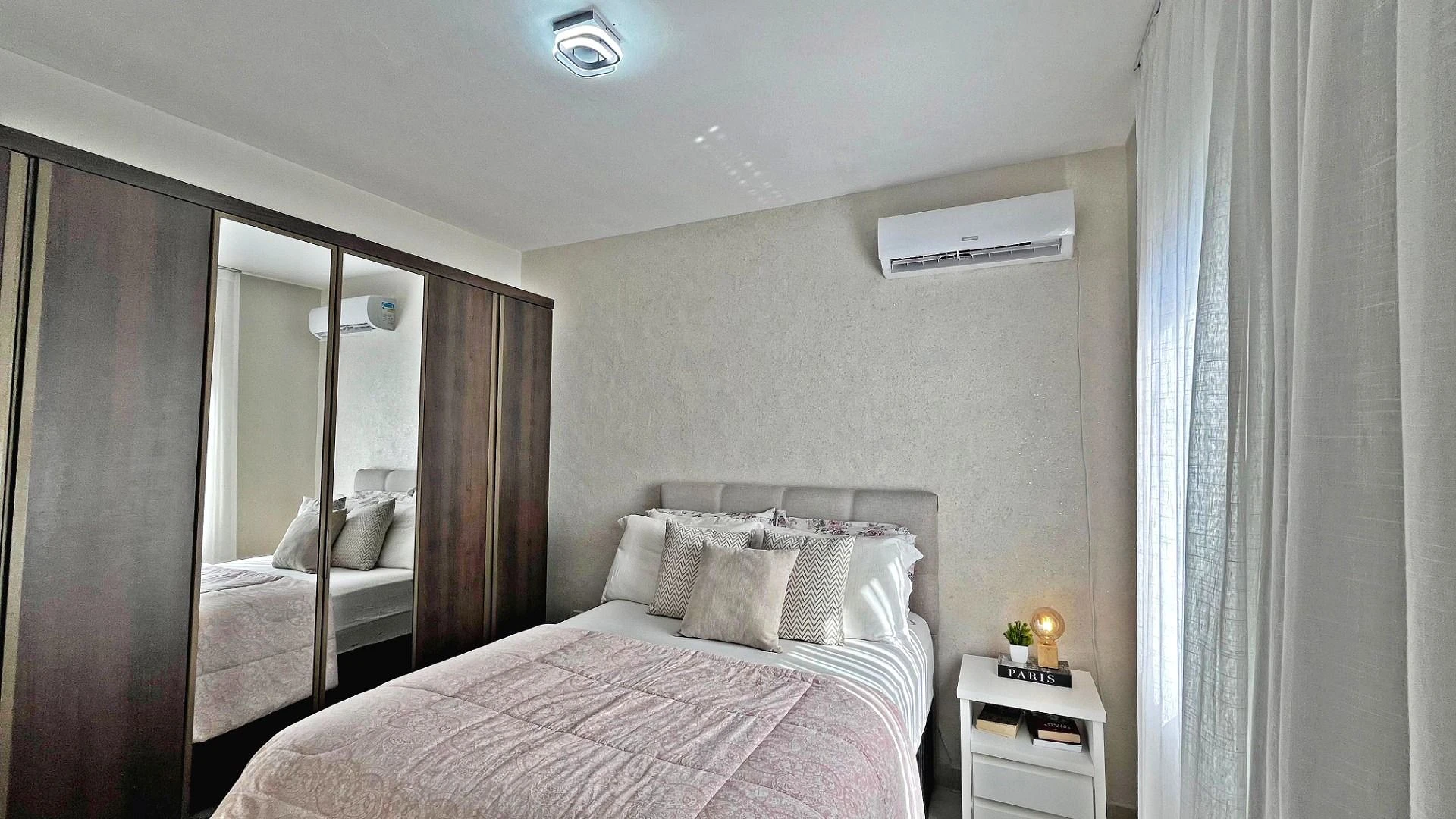 Casa com Sala Comercial, 3 Quartos, 10 Vagas - Furadinho - Foto 9