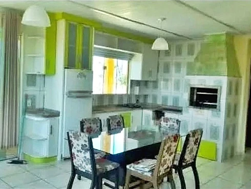 Prédio em Enseada da Pinheira, Palhoça