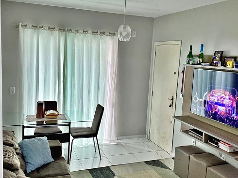 Apto 2 Quartos, Sacada, 1 Vaga - Forquilhas  