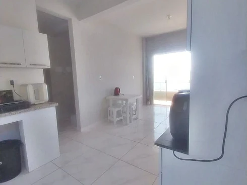 Prédio em Ganchos de Fora, Governador Celso Ramos