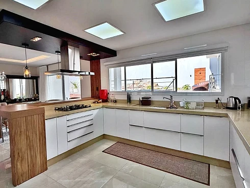 Casa de Alto Padrão Disponível para Venda, 4 Suítes, Piscina, Condomínio Bosque das Mansões, São José/SC - Foto 19