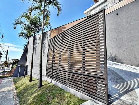 Casa em Bosque das Mansões, São José