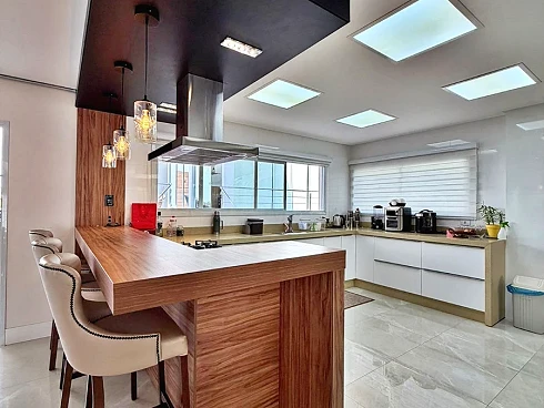 Casa de Alto Padrão Disponível para Venda, 4 Suítes, Piscina, Condomínio Bosque das Mansões, São José/SC - Foto 21