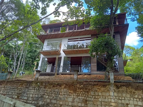 Casa em Morro Queimado, Santo Amaro da Imperatriz
