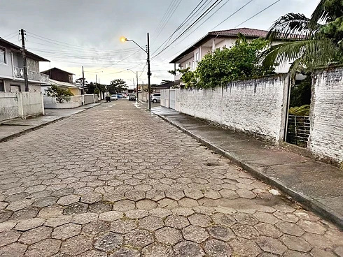 Terreno com Residência, Disponível para Venda, Localizado no Centro, Cidade Palhoça/SC; - Foto 9