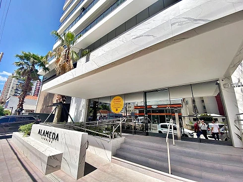 Apartamento no Residencial Alameda Jardins, Disponível para Venda ou Locação, 2 Dormitórios, Vaga de Garagem, Piscina, Bairro Campinas, São 