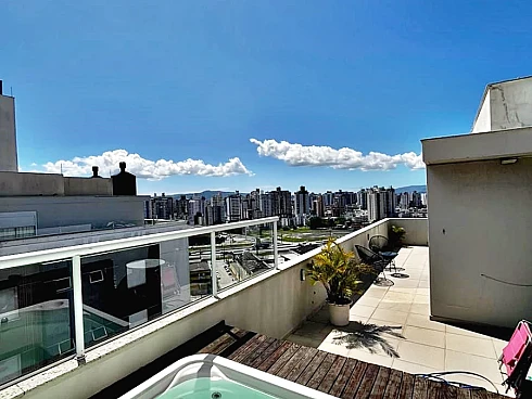 Cobertura em Roçado, São José